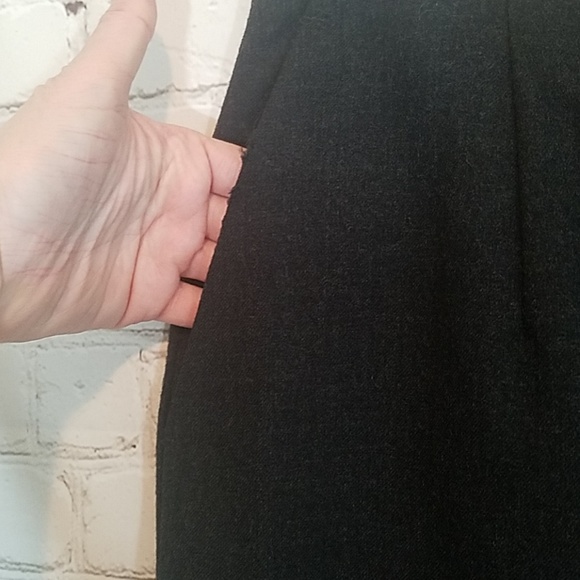 Casual Corner Wool gray pencil skirt - Picture 3 of 6
